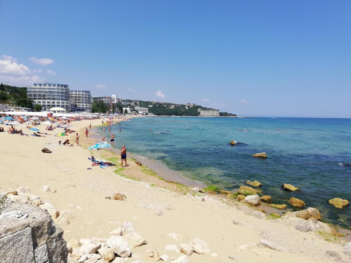 Vila Kostadinov Varna Bagian luar foto